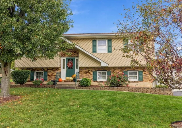 Photo 1 of Sale Pending at 3239 Reeve Dr W, Bethlehem Twp, PA 18020 | MLS# 786069 | Listing updated on 2026-10-20