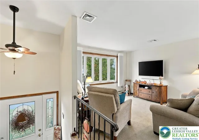 Photo 4 of Sale Pending at 3239 Reeve Dr W, Bethlehem Twp, PA 18020 | MLS# 786069 | Listing updated on 2026-10-20