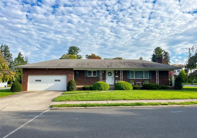 Single family home for sale at 525 Linden Ave, Hellertown, PA 18055 | MLS# 786356