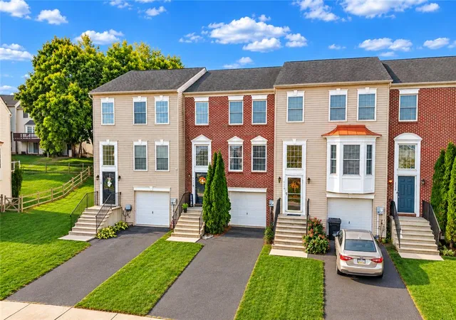 Photo 1 of Townhouse for sale at 122 Walnut St, Freemansburg Boro, PA 18017 | MLS# 786508 | Listing updated on 2026-10-24