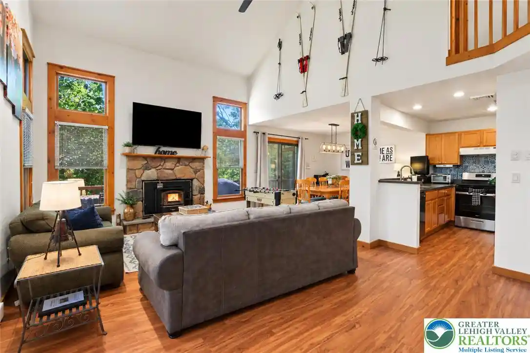 Photo 2 of Sale Pending at 393 Vista Dr, Jackson Twp, PA 18372 | MLS# 786577 | Listing updated on 2026-10-27