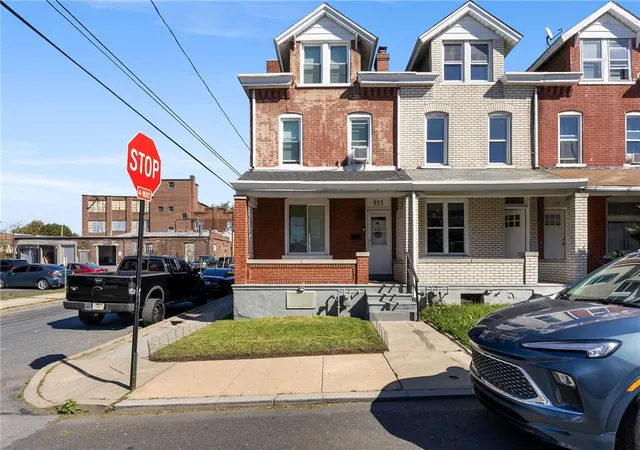 Photo 1 of Sale Pending at 933 N Penn St, Allentown, PA 18102 | MLS# 786626 | Listing updated on 2026-10-29