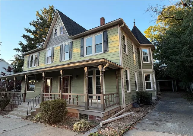 Single family home for sale at 16 W Center St, Nazareth, PA 18064 | MLS# 786633