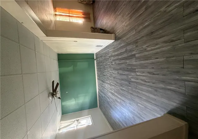 Photo 4 of Single family home for sale at 713 W Laurel Blvd, Pottsville, PA 17901 | MLS# 786731 | Listing updated on 2026-10-27