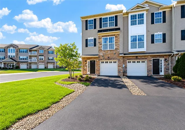 Townhouse for sale at 7005 Pioneer Dr, Macungie Boro, PA 18062 | MLS# 786730