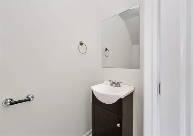 Photo 3 of Townhouse for sale at 7005 Pioneer Dr, Macungie Boro, PA 18062 | MLS# 786730 | Listing updated on 2026-10-25