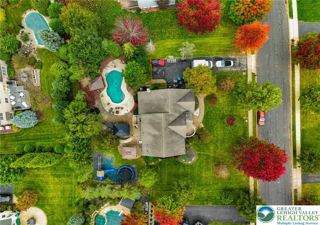 Photo 3 of Single family home for sale at 4231 Campbell Dr, Bethlehem, PA 18020 | MLS# 786130 | Listing updated on 2026-10-24
