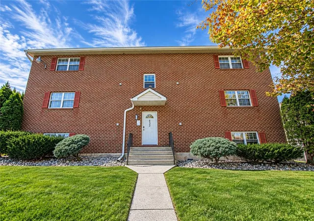 Photo 1 of House for sale at 628 S Fawn St, Allentown, PA 18103 | MLS# 786693 | Listing updated on 2026-10-22