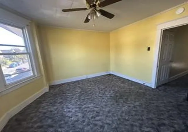 Photo 4 of Townhouse for sale at 833 Spring St, Bethlehem, PA 18018 | MLS# 786208 | Listing updated on 2026-10-22
