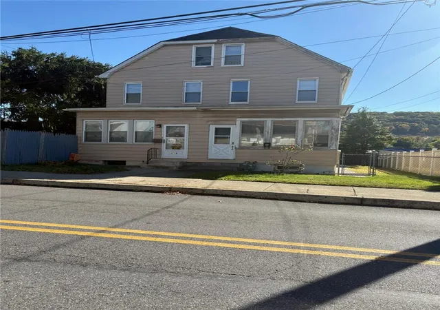 Photo 1 of Sale Pending at 440 Line St, Easton, PA 18042 | MLS# 786813 | Listing updated on 2026-10-27