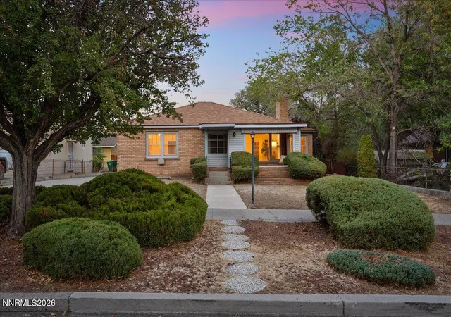 Photo 1 of Single family home for sale at 828 Washington St, Reno, NV 89503 | MLS# 260012288 | Listing updated on 2026-10-25