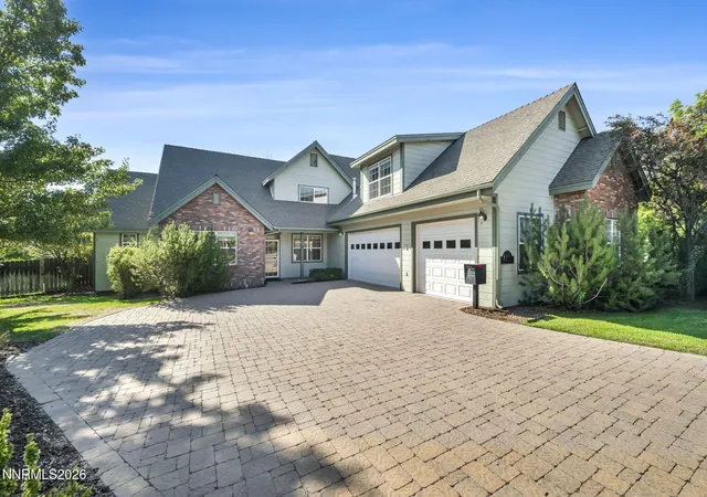 Photo 1 of Single family home for sale at 1581 Pinoak Ln, Carson City, NV 89703 | MLS# 260011405 | Listing updated on 2026-09-14