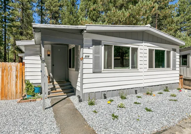 Photo 2 of Manufactured home for sale at 218 Ponderosa Dr, Stateline, NV 89449 | MLS# 260011318 | Listing updated on 2026-10-03
