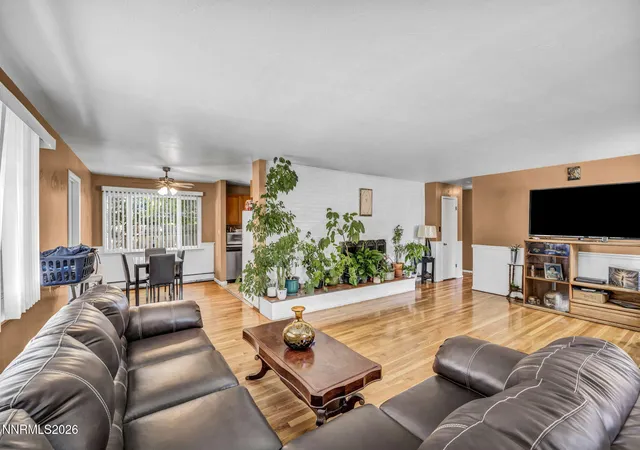 Photo 4 of Single family home for sale at 724 W 5th Street, Carson City, NV 89703 | MLS# 260011337 | Listing updated on 2026-09-01