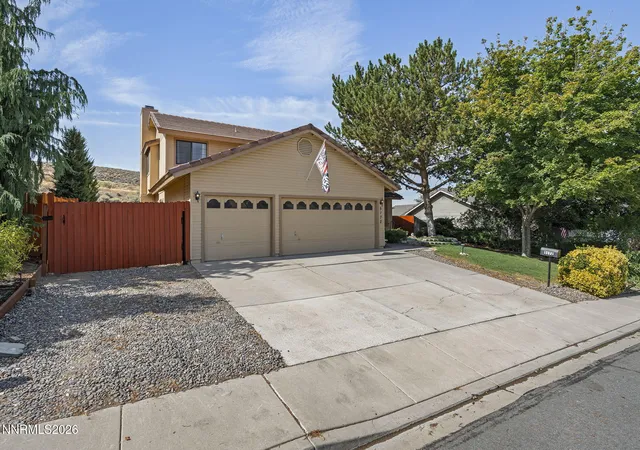 Photo 2 of Single family home for sale at 5172 Palo Alto Cir, Sparks, NV 89436 | MLS# 260011437 | Listing updated on 2026-09-15