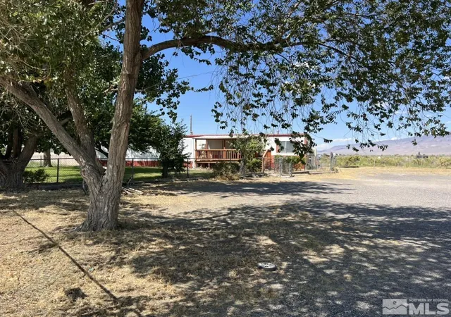 Photo 2 of Manufactured home for sale at 225 Trescott St, Battle Mountain, NV 89820 | MLS# 260011402 | Listing updated on 2026-09-20