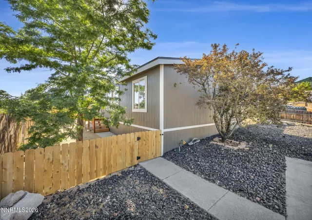 Photo 4 of Manufactured home for sale at 4962 Newport Ct, Reno, NV 89506 | MLS# 260011439 | Listing updated on 2026-09-14