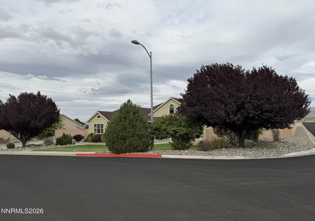 Photo 2 of Single family home for sale at 2807 Paiute St, Winnemucca, NV 89445 | MLS# 260011455 | Listing updated on 2026-09-11