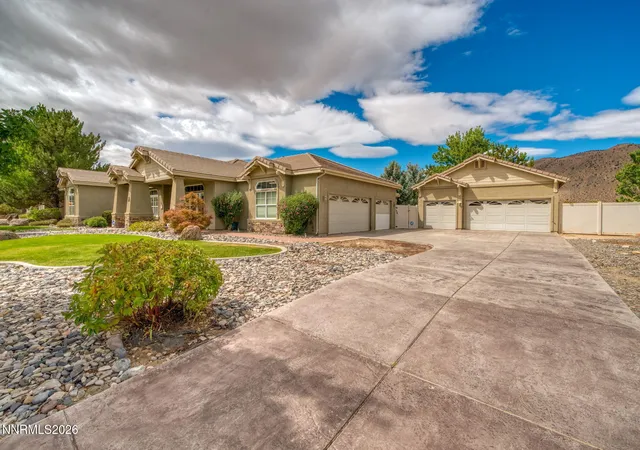 Photo 2 of Single family home for sale at 11825 Anthem Dr, Sparks, NV 89441 | MLS# 260011551 | Listing updated on 2026-09-07