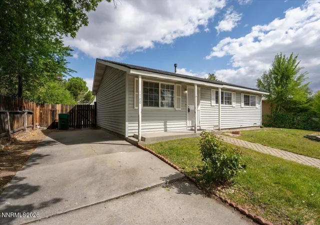 Photo 2 of Single family home for sale at 1700 Oxford Ave, Sparks, NV 89431 | MLS# 260011560 | Listing updated on 2026-09-30