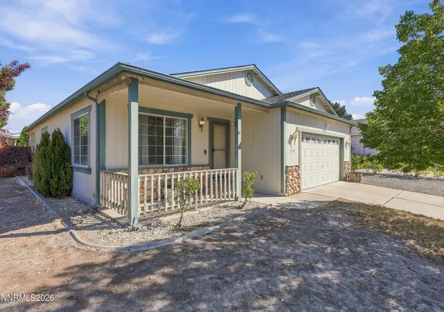 Single family home for sale at 17743 Fossil Ct, Reno, NV 89508 | MLS# 260012032