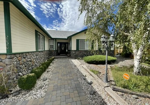 Photo 3 of Single family home for sale at 2020 Shadow Brk Ct, Carson City, NV 89703 | MLS# 260011645 | Listing updated on 2026-09-25