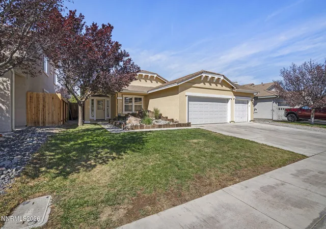 Photo 2 of Single family home for sale at 1756 Walnut Dr, Fernley, NV 89408 | MLS# 260011675 | Listing updated on 2026-09-25