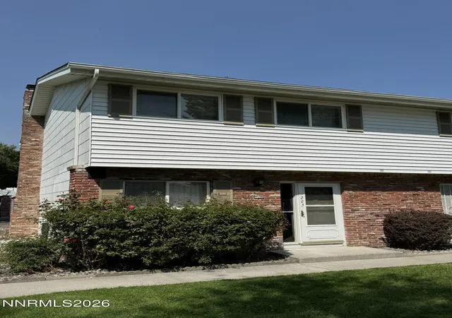 Photo 2 of Townhouse for sale at 223 Smithridge Park, Reno, NV 89502 | MLS# 260011817 | Listing updated on 2026-09-12