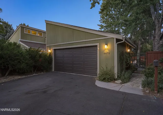 Photo 3 of Single family home for sale at 6475 Meadow Hl Dr, Reno, NV 89519 | MLS# 260011697 | Listing updated on 2026-09-14