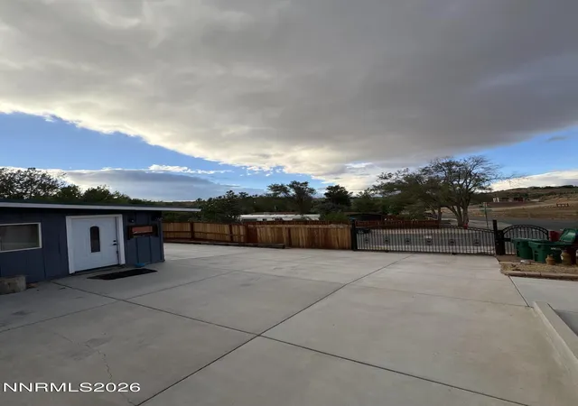 Photo 2 of Manufactured home for sale at 1750 Collins Cir, Reno, NV 89506 | MLS# 260011708 | Listing updated on 2026-09-11