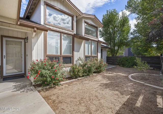 Photo 4 of Single family home for sale at 1700 Mackland Ave, Minden, NV 89423 | MLS# 260011745 | Listing updated on 2026-10-05