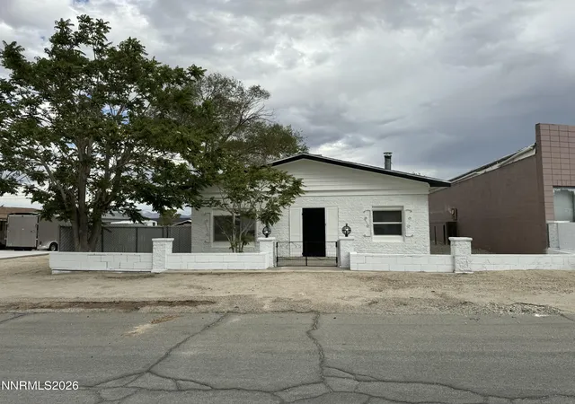 Photo 2 of Single family home for sale at 530 K St, Hawthorne, NV 89415 | MLS# 260011806 | Listing updated on 2026-09-11