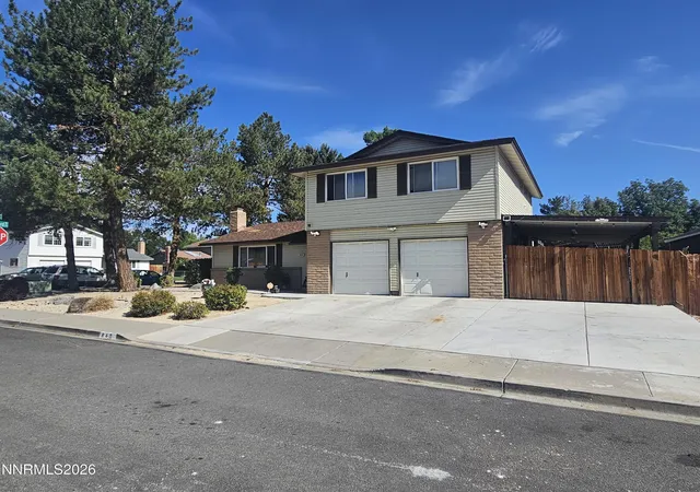 Photo 2 of Single family home for sale at 840 El Cortez Way, Sparks, NV 89434 | MLS# 260012042 | Listing updated on 2026-10-04