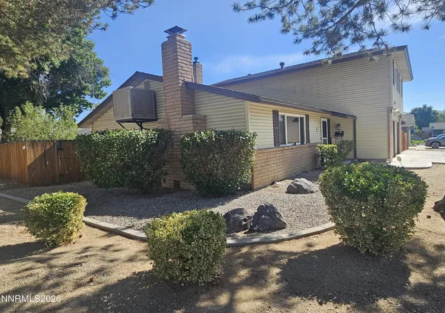 Photo 3 of Single family home for sale at 840 El Cortez Way, Sparks, NV 89434 | MLS# 260012042 | Listing updated on 2026-10-04