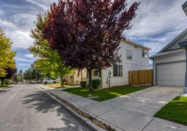 Photo 2 of Single family home for sale at 1364 Molly Dr, Carson City, NV 89706 | MLS# 260012331 | Listing updated on 2026-10-28
