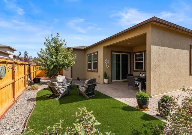 Listing Photo 5 - Condo for sale in building located at 2250 Newberry Wy, Sparks, NV 89436