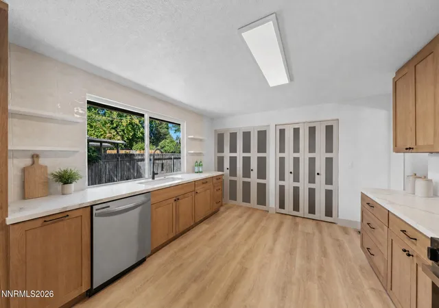Photo 3 of Single family home for sale at 28 Arndell Way, Sparks, NV 89431 | MLS# 260012358 | Listing updated on 2026-10-15