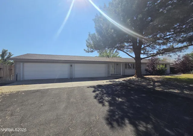 Photo 1 of Single family home for sale at 60 Leo Dr, Sparks, NV 89441 | MLS# 260012581 | Listing updated on 2026-10-01