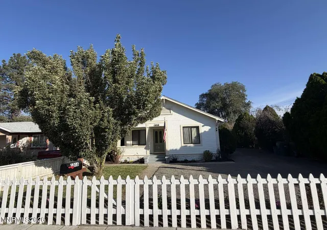 Photo 2 of Single family home for sale at 1016 Prater Way, Sparks, NV 89431 | MLS# 260012394 | Listing updated on 2026-10-12