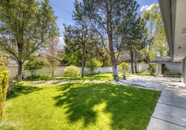 Photo 4 of Single family home for sale at 2050 Dant Boulevard, Reno, NV 89509 | MLS# 260012635 | Listing updated on 2026-10-17