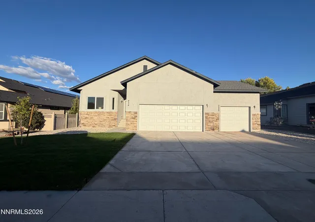 Photo 1 of Single family home for sale at 434 Dog Leg Dr, Fernley, NV 89408 | MLS# 260012552 | Listing updated on 2026-09-30