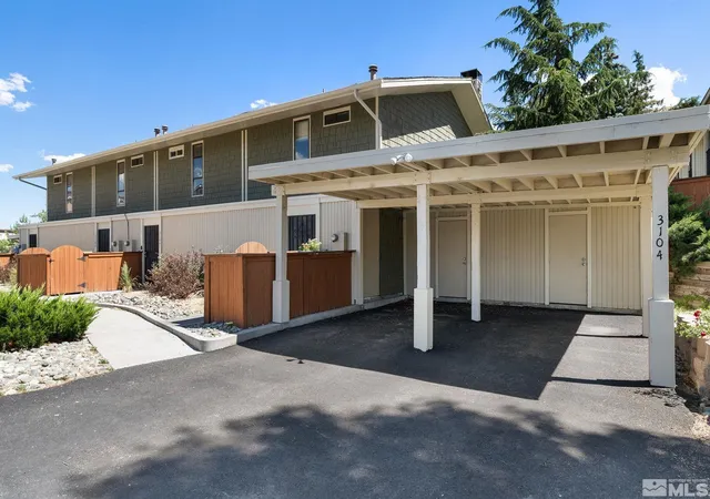 Photo 4 of Townhouse for sale at 3104 Eastshore Pl, Reno, NV 89509 | MLS# 260013341 | Listing updated on 2026-10-28