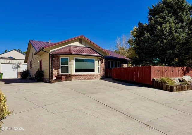 Photo 1 of Single family home for sale at 202 Summit Ave, Winnemucca, NV 89445 | MLS# 260012714 | Listing updated on 2026-10-20