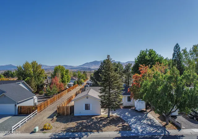 Photo 2 of Single family home for sale at 747 E Peak Ln, Gardnerville, NV 89460 | MLS# 260013038 | Listing updated on 2026-10-28