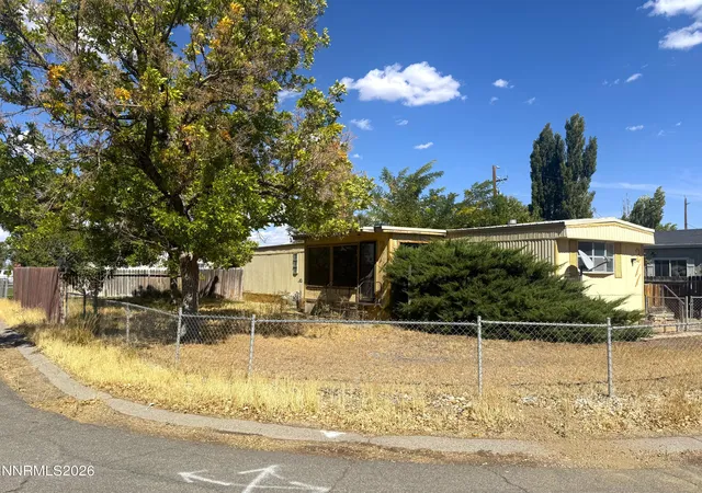 Photo 1 of Manufactured home for sale at 211 Middlegate Dr, Battle Mountain, NV 89820 | MLS# 260012874 | Listing updated on 2026-10-10