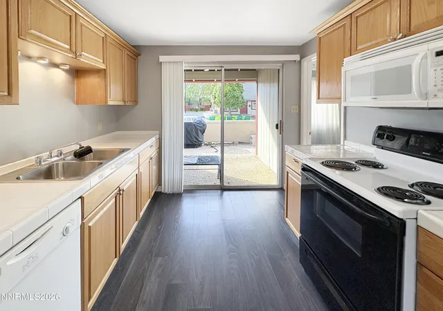 Photo 2 of Townhouse for sale at 1692 London Cir, Sparks, NV 89431 | MLS# 260013004 | Listing updated on 2026-10-21