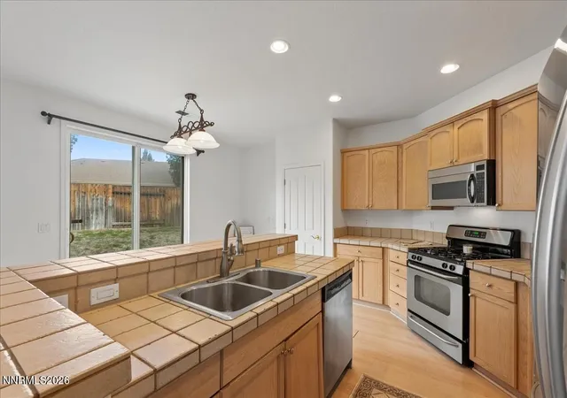 Photo 4 of Single family home for sale at 810 Sequoia Pass Ct, Sparks, NV 89436 | MLS# 260013082 | Listing updated on 2026-10-21