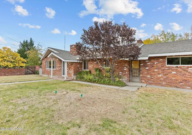 Photo 3 of Single family home for sale at 700 Hunter Pl, Reno, NV 89519 | MLS# 260013102 | Listing updated on 2026-10-29
