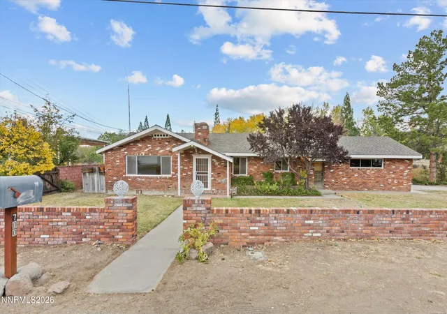 Photo 2 of Single family home for sale at 700 Hunter Pl, Reno, NV 89519 | MLS# 260013102 | Listing updated on 2026-10-29