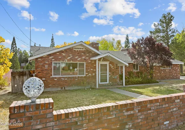Photo 3 of Single family home for sale at 700 Hunter Pl, Reno, NV 89519 | MLS# 260013102 | Listing updated on 2026-10-29